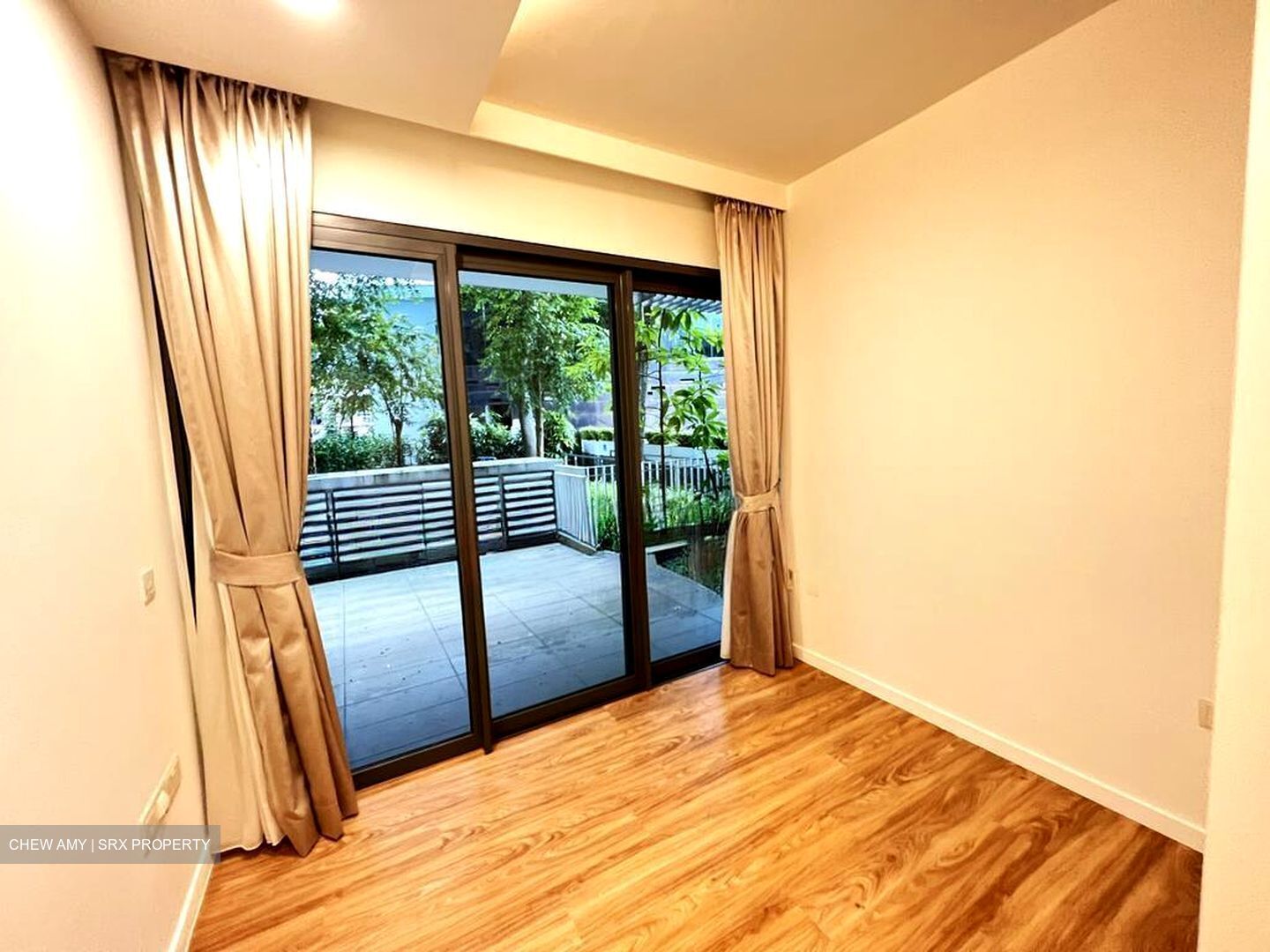 The Lakefront Residences (D22), Condominium #511912071